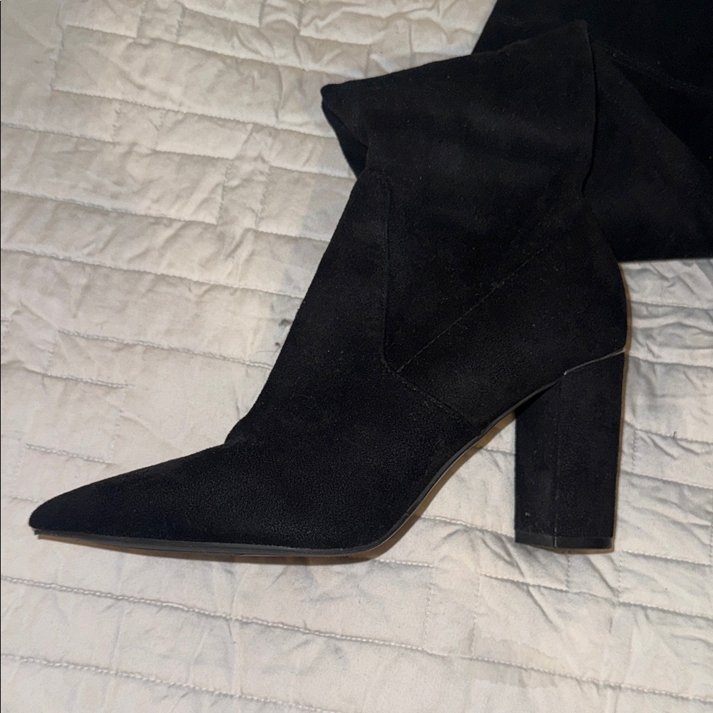 Marc Fisher Black Over-the-Knee Suede Black Boots with Thick Heel - Picture 4 of 6